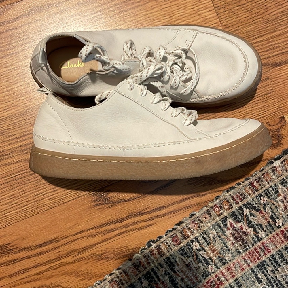 CLARKS Cream Leather Shoes with Tan Soles